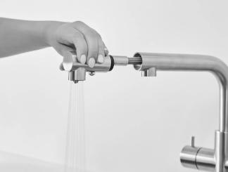 4-Wege Wasserhahn, Edelstahl massiv mit schwenkbarem L-Auslauf & herausziehbarer Brause 