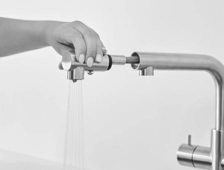 4-Wege Wasserhahn, Edelstahl massiv mit schwenkbarem L-Auslauf & herausziehbarer Brause 